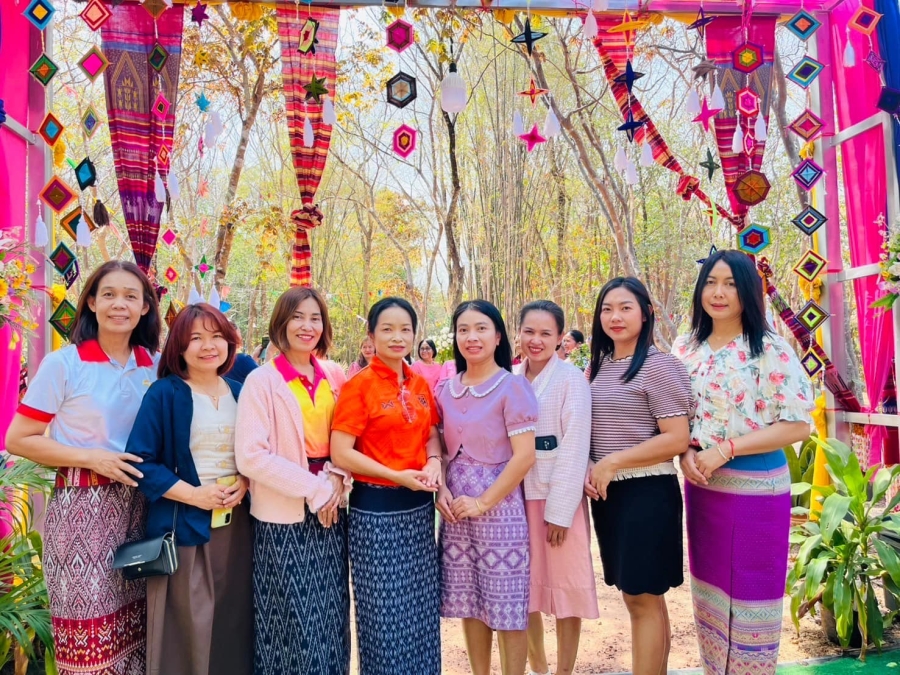 ทำบุญตักบาตรงานปริวาสกรรม  ณ  สำนักปฏิบัติธรรมดงป่าแต้