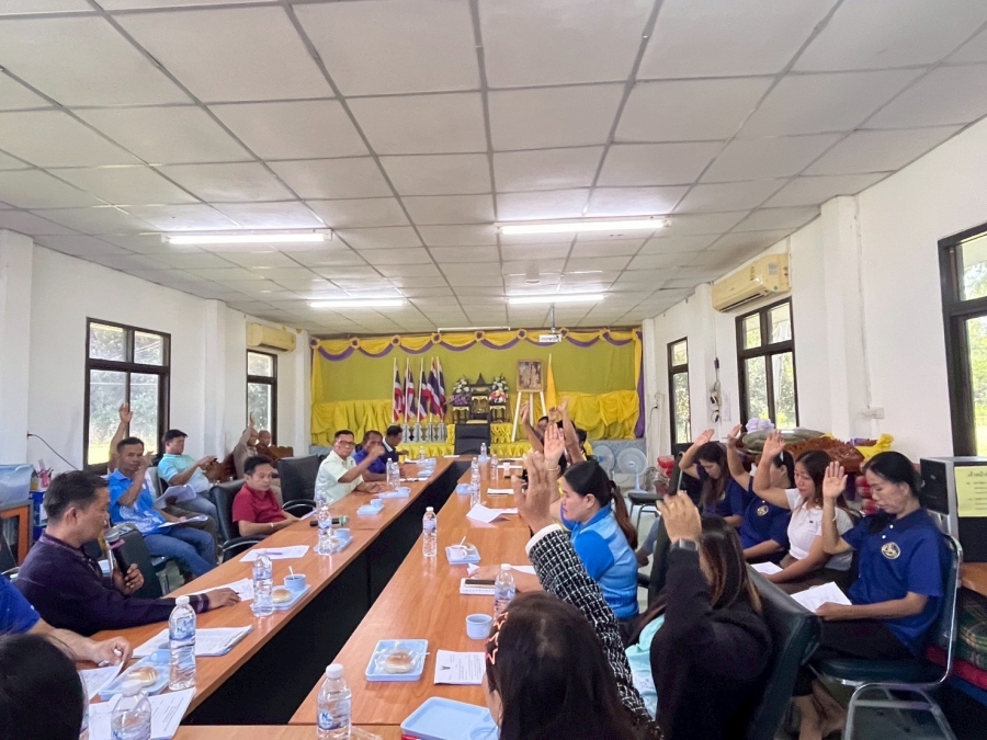 ประชุมการจัดงานประเพณีลอยกระทง ประจำปี 2568